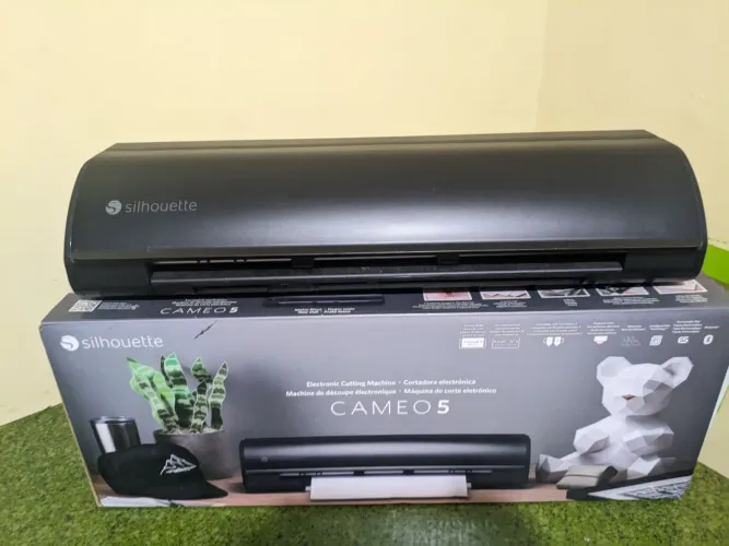 Máquina de corte cameo 5