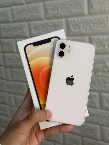 iPhone 12