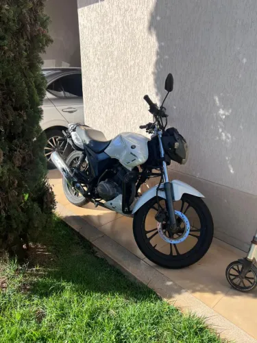 Moto 150