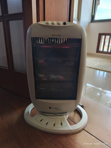 Vendo Aquecedor elétrico 220 volts Cadence