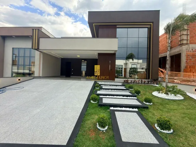 Casa com 3 dormitórios à venda, 194 m² por R$ 2.450.000 - Condomínio Maria Dulce - Indaiat