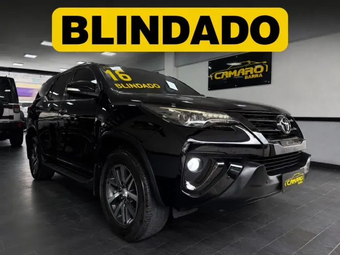 Toyota Hilux SW4 SRX 4X4 4.0 V6 24V Aut. 2016