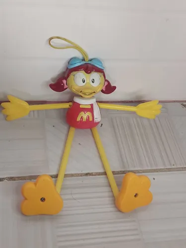 Boneca da coleção Ronald Mc Donald's. Birdie em bom estado pra colecionadores.