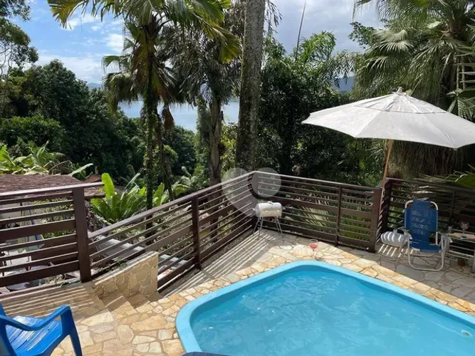 Casa com 3 quartos à venda, 820 m² por R$ 1.880.000 - Angra dos Reis - Angra dos Reis/RJ