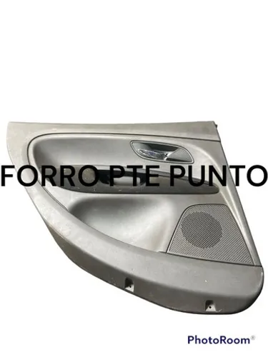 Forro de porta traseira esquerda Fiat punto