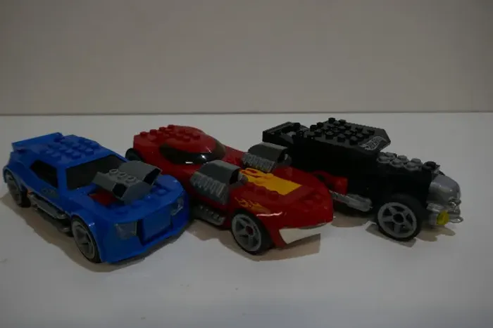 carrinho hot wheels lego