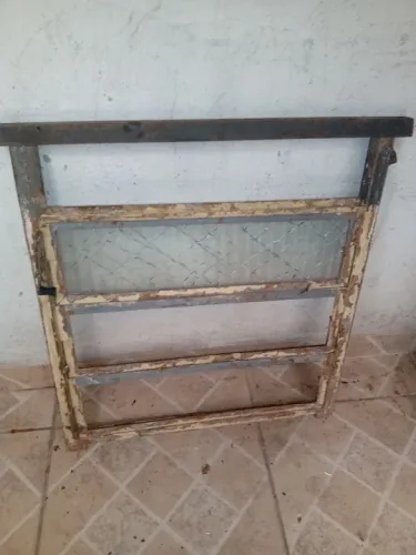 Janela de aço
