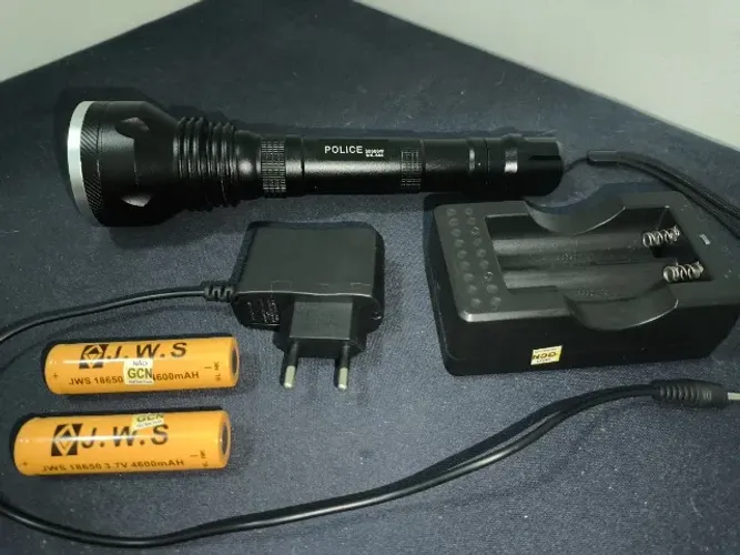 Lanterna Tática 30000w WS-588