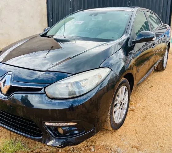 Sucata fluence 2.0 automático para retirada de peças