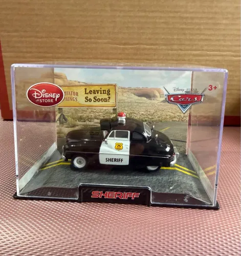 Carrinho Sherife do filme Carros Disney Pixar