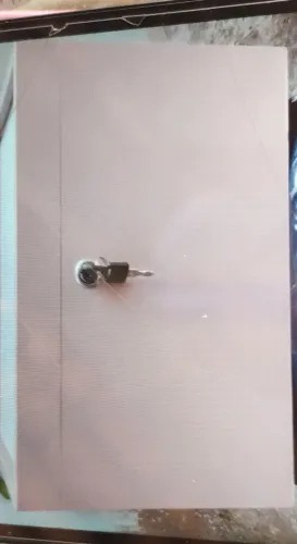 Baú MDF puro, com chave.