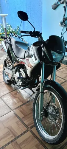 Vende se 10500 ou troca , faz preço no Pix ...