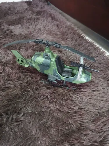 Helicóptero sos comandos