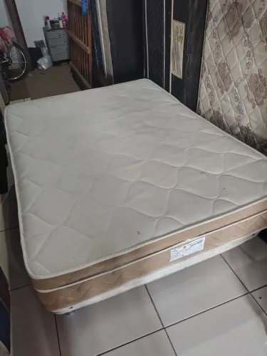 COLCHAO CASAL DE ESPUMA USADO R$350 ENTREGA GRÁTIS 