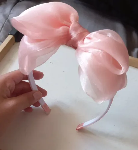 Tiara tule e veludo