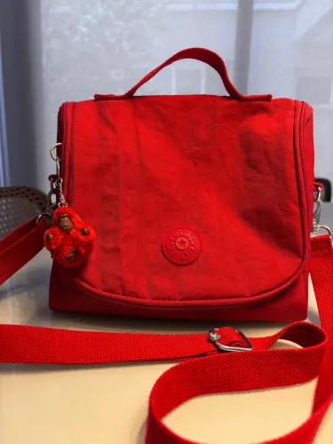 Lancheira/bolsa Kipling vermelha como nova