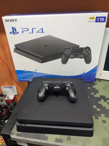 Playstation 4 de 500GB - Console Semi Novo