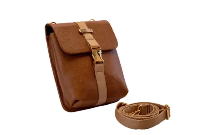 Bolsa Craave Flap Dênis Caramelo