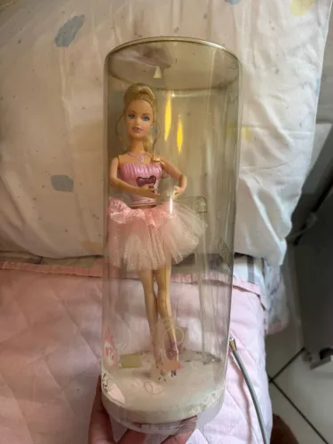 Boneca Barbie Princesa /bailarina ano 2008 - matel . Made in Indonesia.