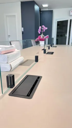 Mesa Corporativa Premium 360cm | Alto Padrão | Elétrica Embutida | Design Industrial