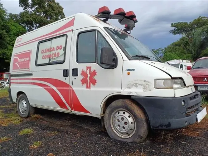 SUCATA RETIRADA DE PEÇAS
