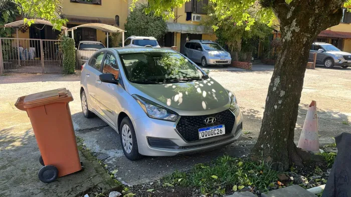 Hyundai HB20S Unique 1.0 Flex 12V Mec. 2019