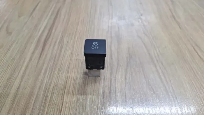 Botão Controle Tração Jetta
