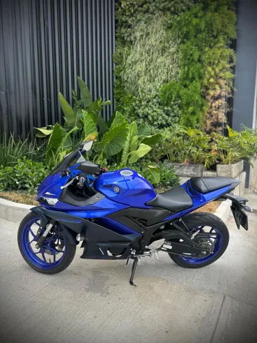 Yamaha R3