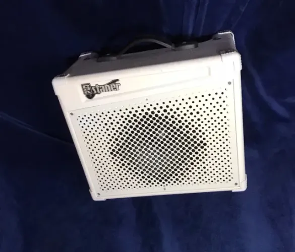 amp de guitarra staner