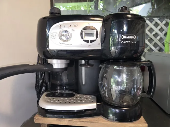 Cafeteira Elétrica De'Longhi Caffe Nero - Espresso e Filtro