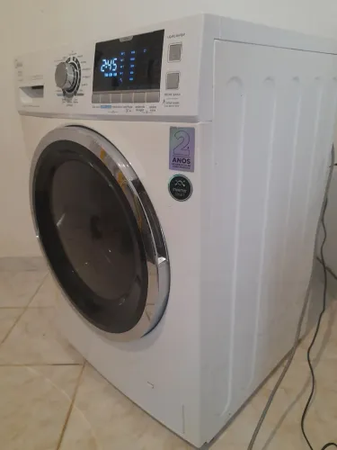 Linda Lava e Seca Midea 