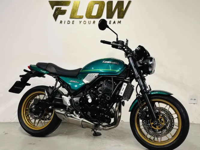 Kawasaki Z650rs 2023