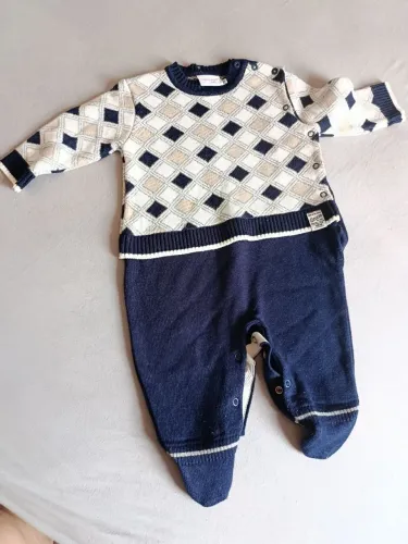 Saída maternidade, macacão luxo em tricot bebê, nunca usado