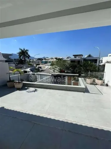 Casa à venda com 600,00m² e 4 quartos em Recreio dos Bandeirantes, Rio de Janeiro - RJ