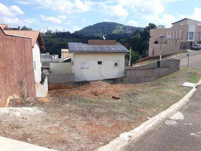 Terreno à venda em Loteamento Villa di Roma, São Roque - SP