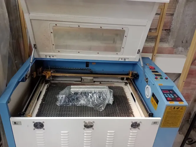 Máquina côrte gravação laser 