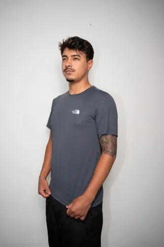 camiseta the north face hyper tee pro cinza