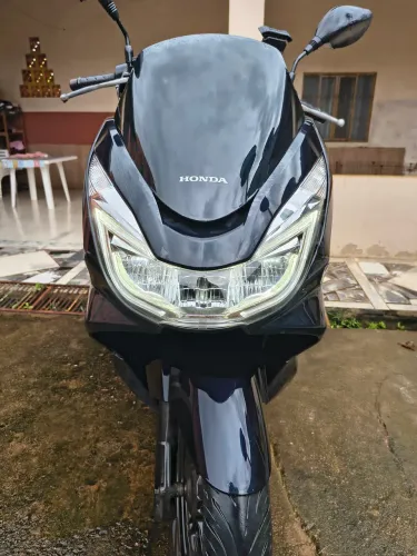 PCX ANO 2018