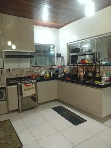 Cozinha planejada em 100% cinza 