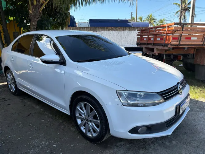 Volkswagen Jetta Comfortline 2.0 T.flex 8V 4P Mec. 2012