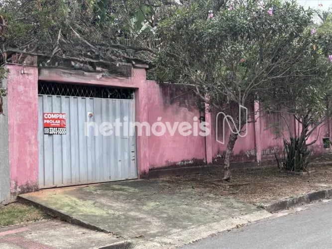 Lote Plano de 829m²; no Trevo Amplo, Plano, Murado e com Excelente Localização
