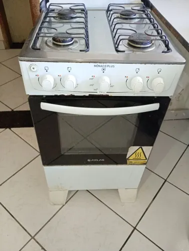 Vendo Fogão Atlas em Ipatinga