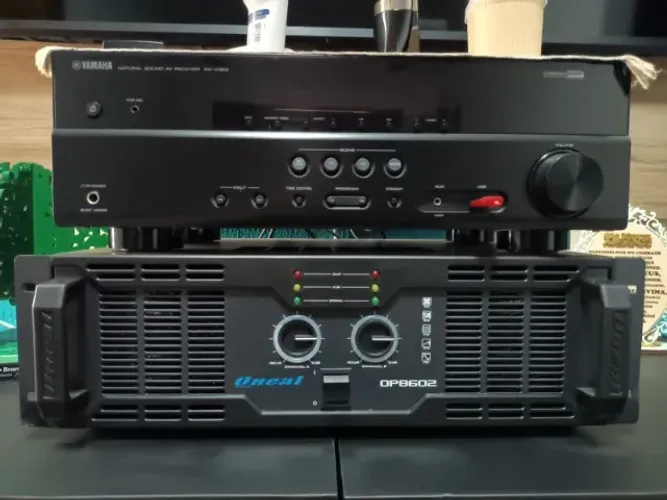 Amplificador Oneal 2mil watts RMS zerado