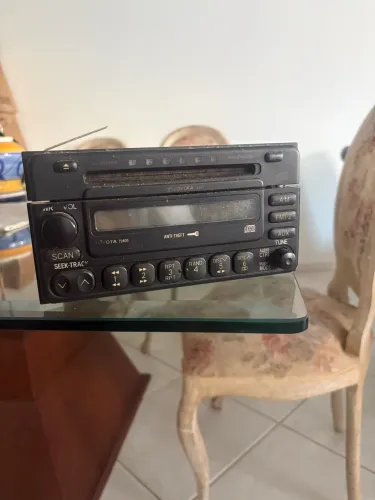 Rádio Original Corolla Toyota - Travado (Anti-Theft) 