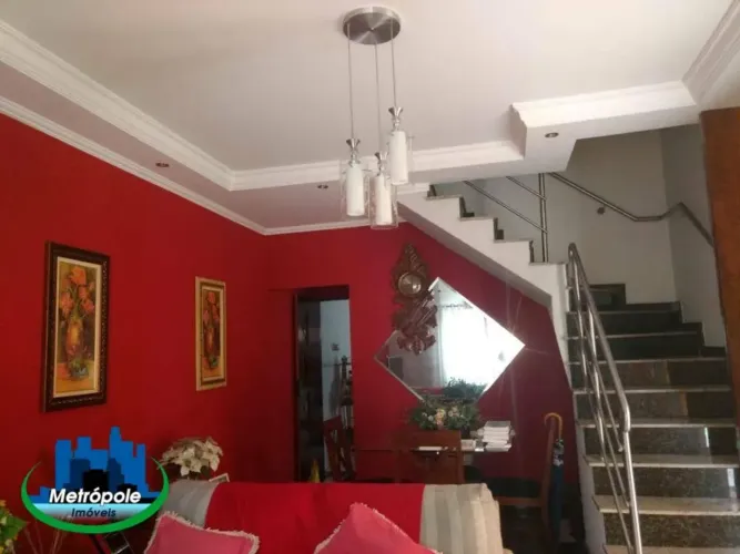 Sobrado com 4 dormitórios à venda, 200 m² por R$ 890.000,00 - Jardim Valéria - Guarulhos/S