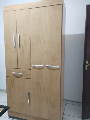 Vende-se guarda roupa de solteiro - nunca usado 