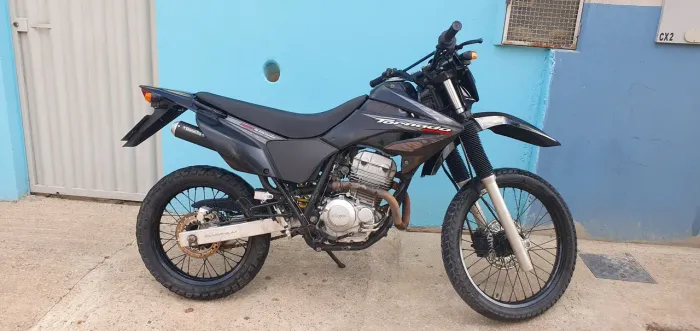 Xr 250 tornado Black