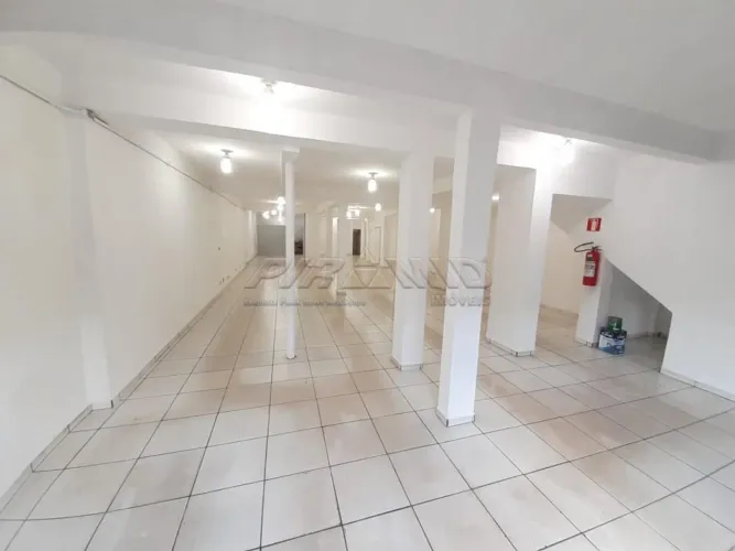 Salão comercial com 321,26m², bairro Ipiranga, Zona Norte em Ribeirão Preto/SP.