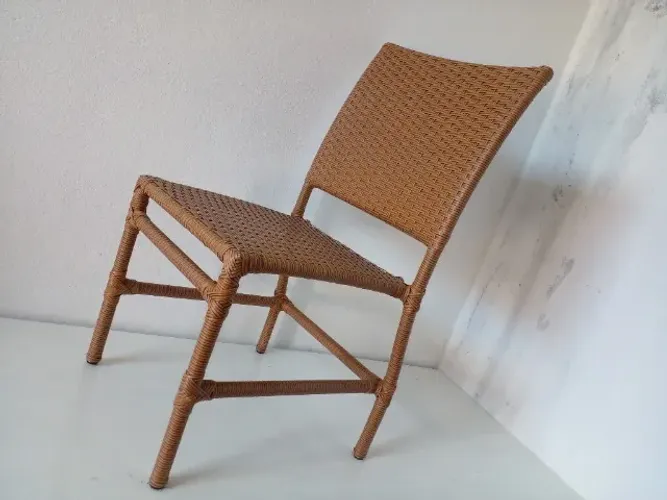 Cadeira fibra sintética