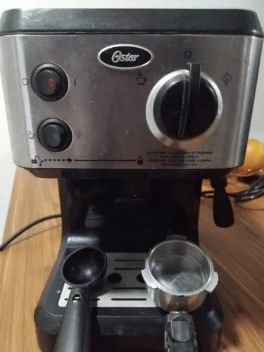 Cafeteira expresso Oster 127V 